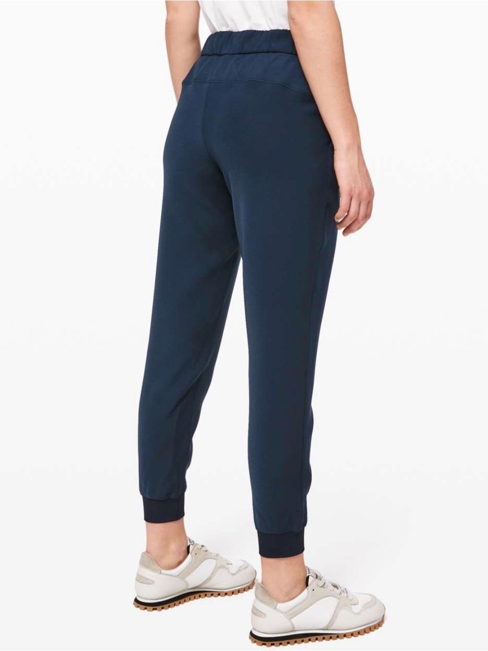 Lululemon Discontinued Luxtreme On the Fly Joggers 25โ True Navy Size 6